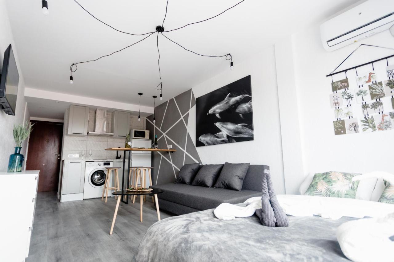 בנידורם Modern Studio With See And City View מראה חיצוני תמונה